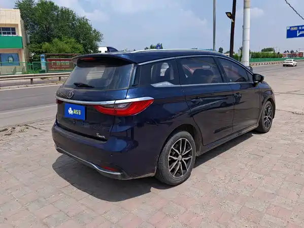 BYD Song MAX 2018