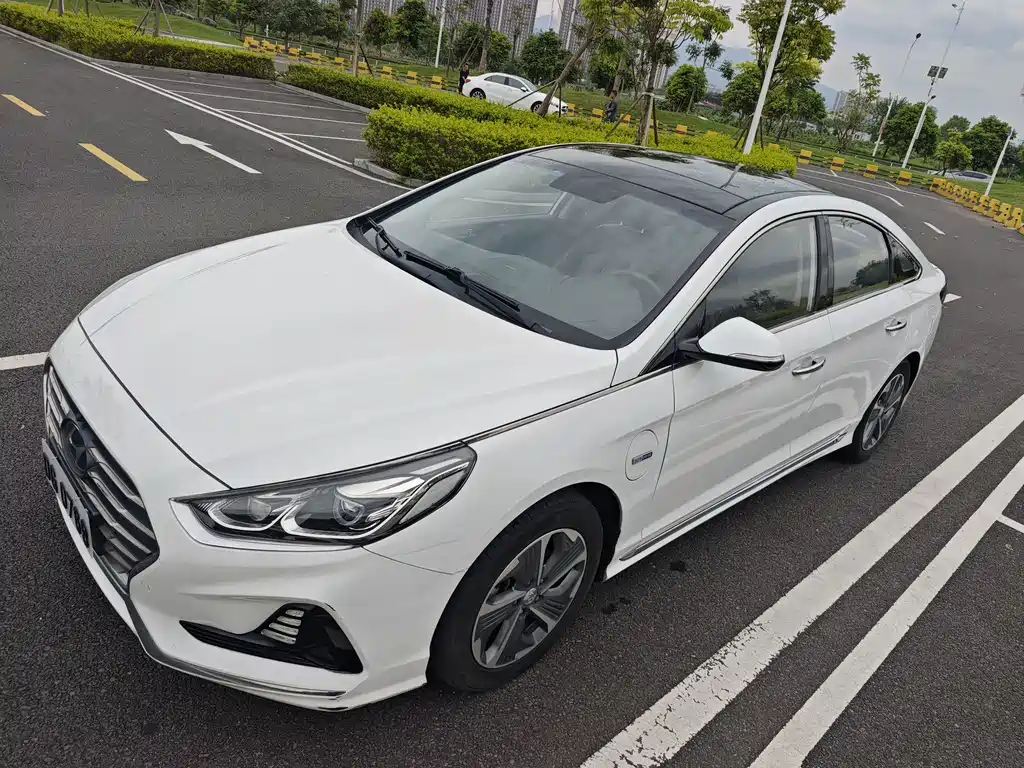 Hyundai Sonata Plug-In Hybrid 2019 — фото 5