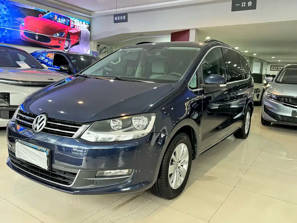 Volkswagen Sharan 2015 — фото 1