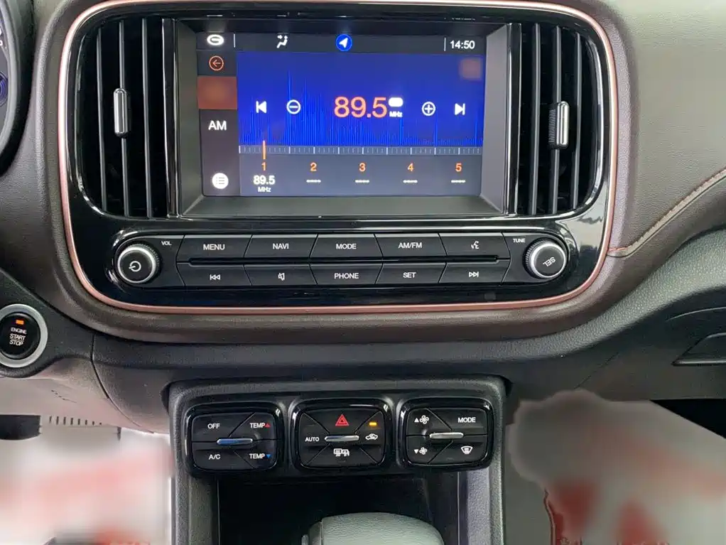GAC Trumpchi GS3 2018 — фото 10
