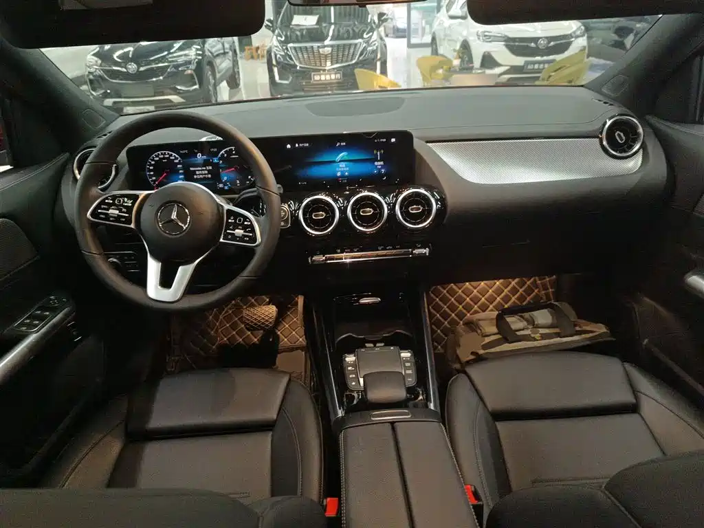 Mercedes-Benz GLA 2021 — фото 10
