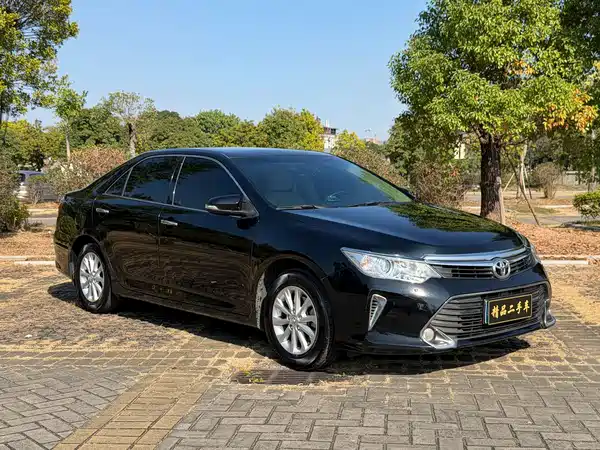 Toyota Camry 2016