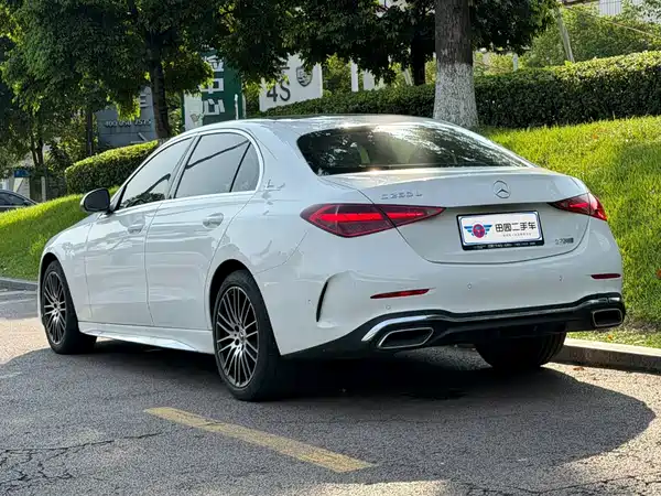 Mercedes-Benz C-Class 2021