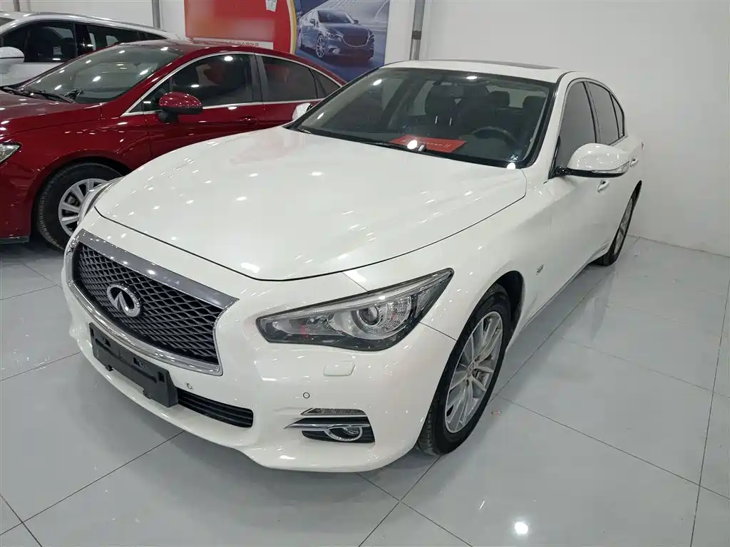 Infiniti Q50L 2017 — фото 2