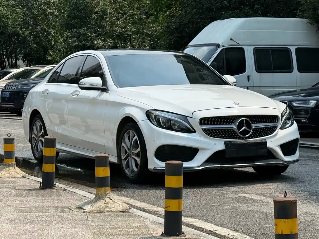 Mercedes-Benz C-Class 2018