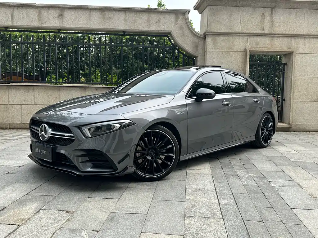Mercedes-Benz A-Class AMG 2023 — фото 1