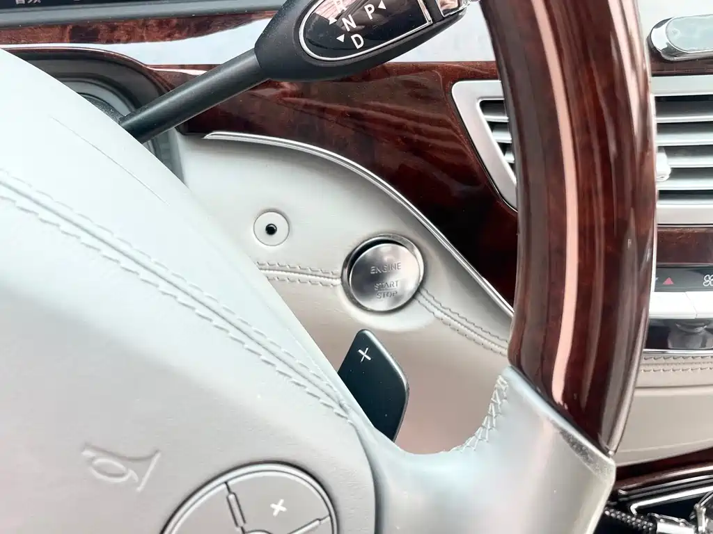 Mercedes-Benz S-Class 2012 — фото 12