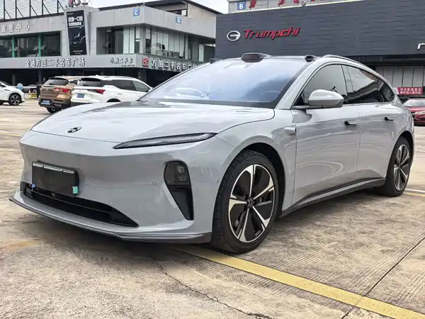 NIO ET5T 2023