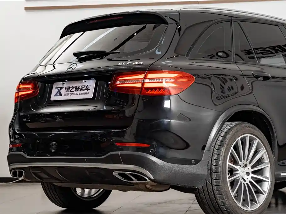 Mercedes-Benz GLC AMG 2019 — фото 8