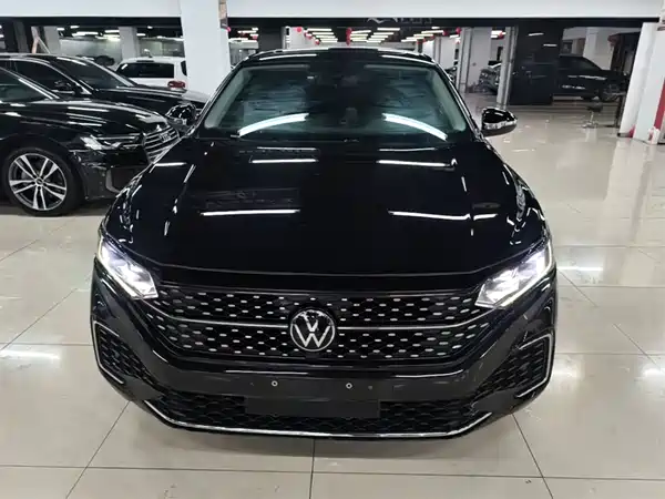 Volkswagen Passat 2023