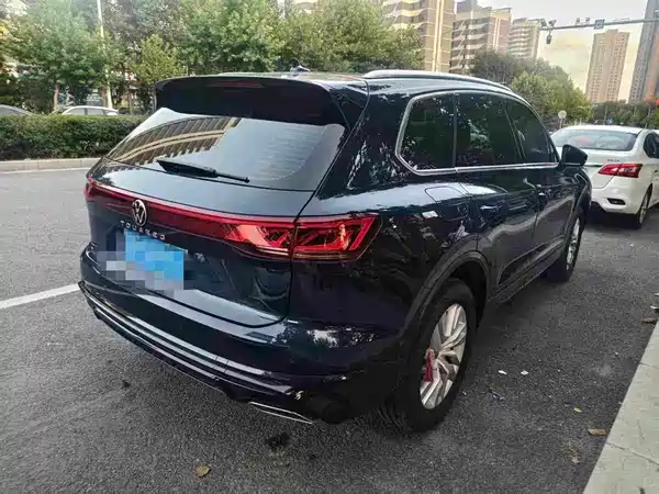 Volkswagen Touareg 2025