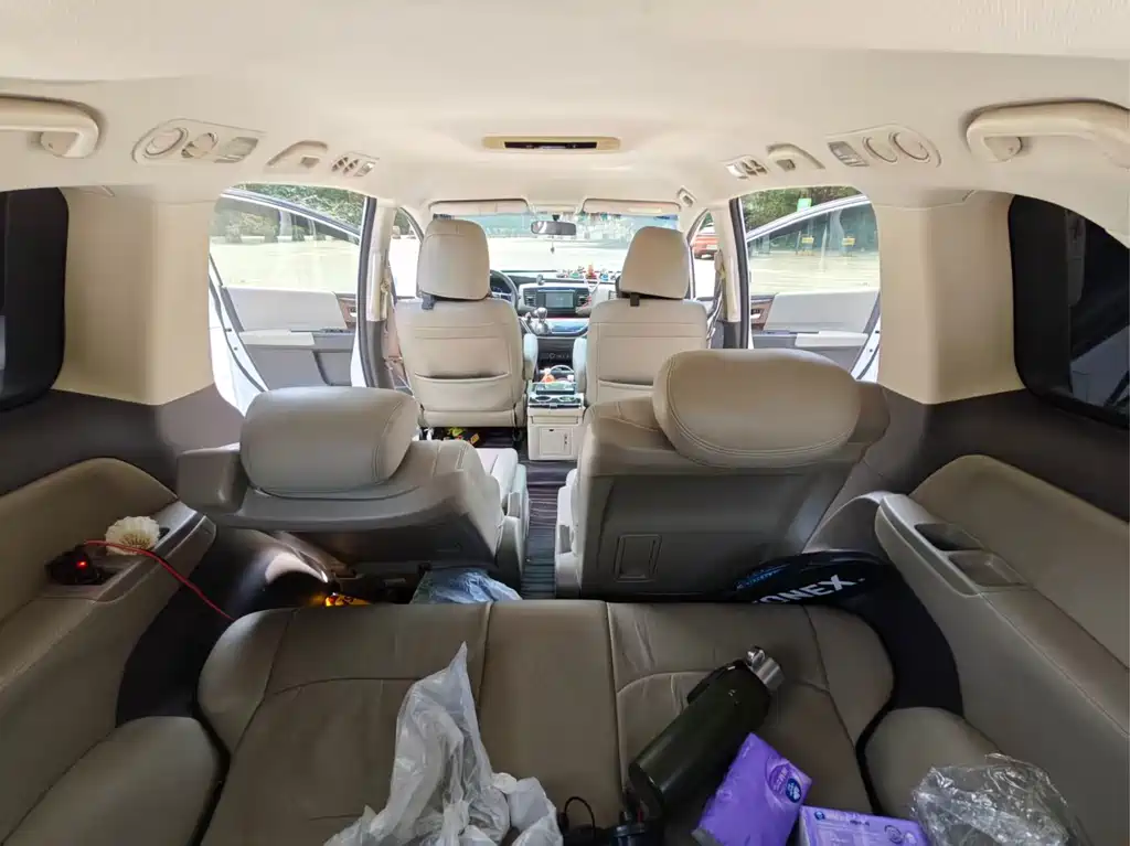 Honda Odyssey 2015 — фото 12