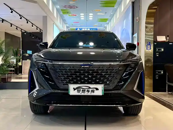 Changan Auchan Z6 New Energy 2022