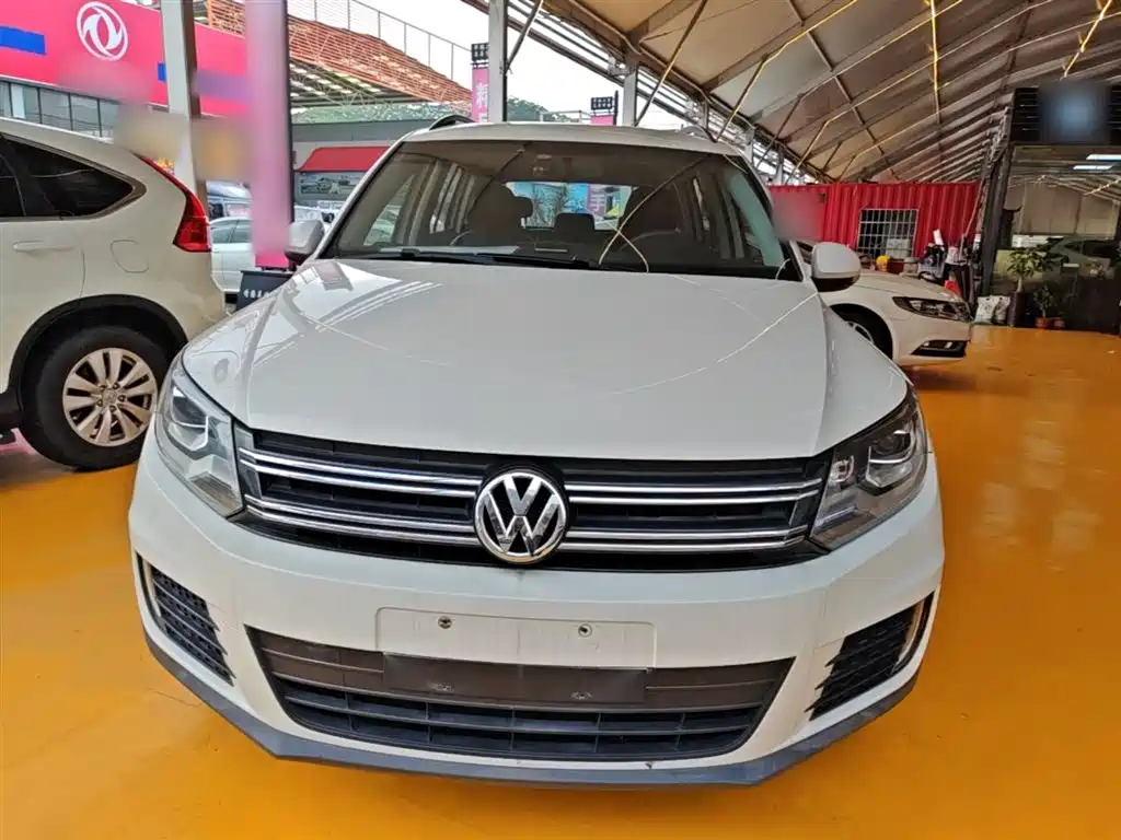 Volkswagen Tiguan 2015 — фото 3