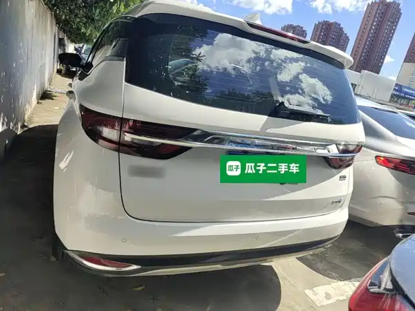 Geely Jiaji 2020