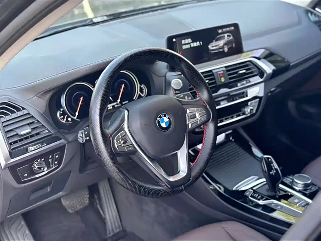 BMW X3 2019 — фото 17