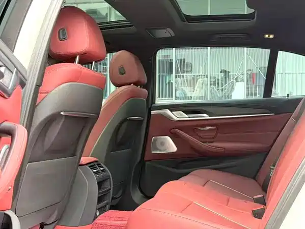 BMW 5 Series 2023