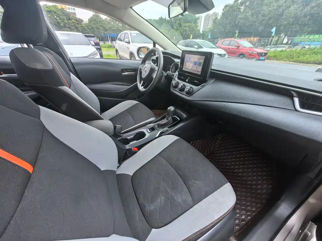 Toyota Corolla 2023 — фото 10