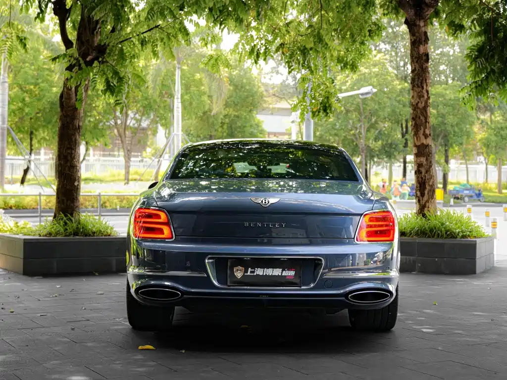 Bentley Flying Spur 2021 — фото 5