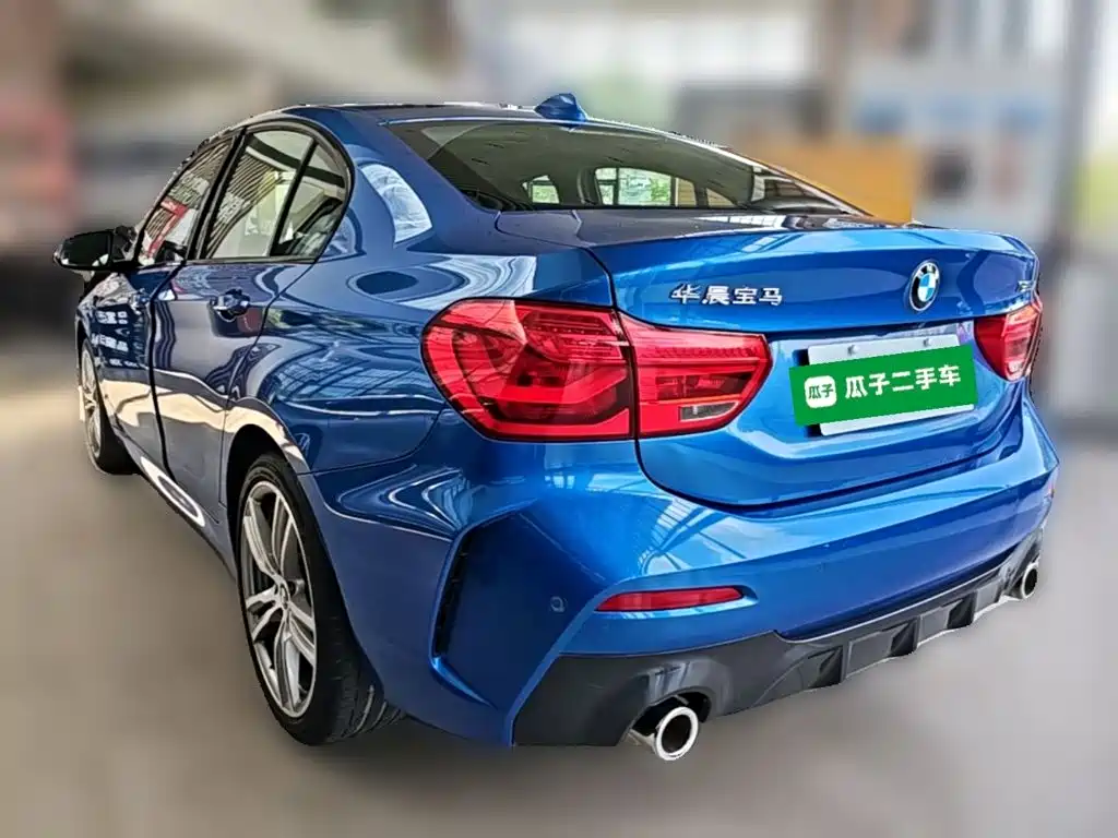 BMW 1 Series 2020 — фото 9