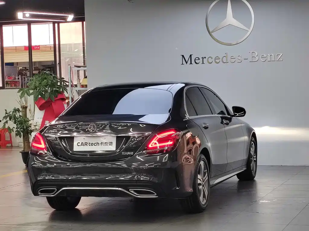 Mercedes-Benz C-Class 2020 — фото 7
