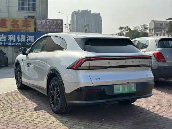 XPeng G7 2025