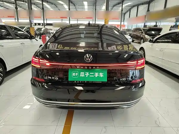 Volkswagen Passat 2022