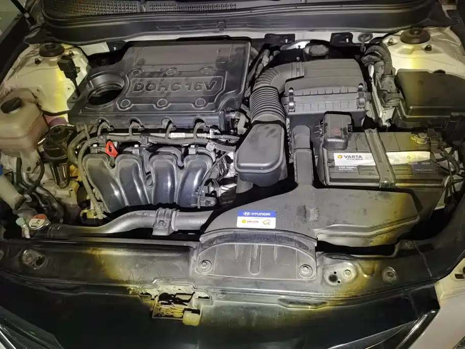 Hyundai Sonata 2014 — фото 10