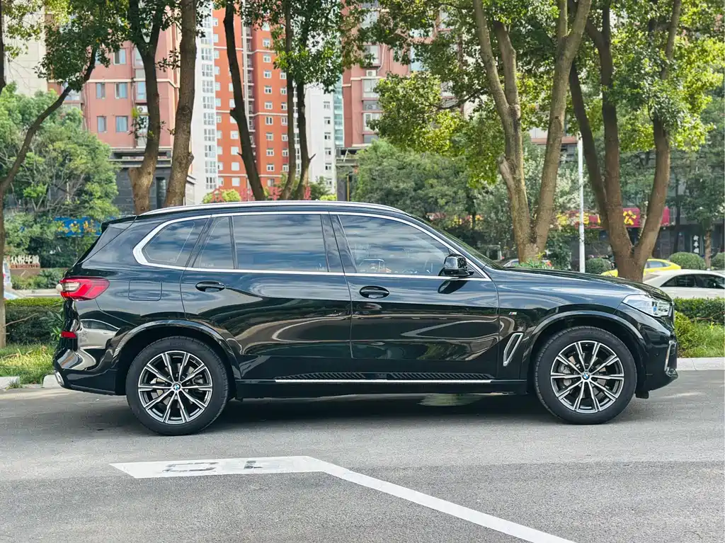 BMW X5 2023 — фото 12