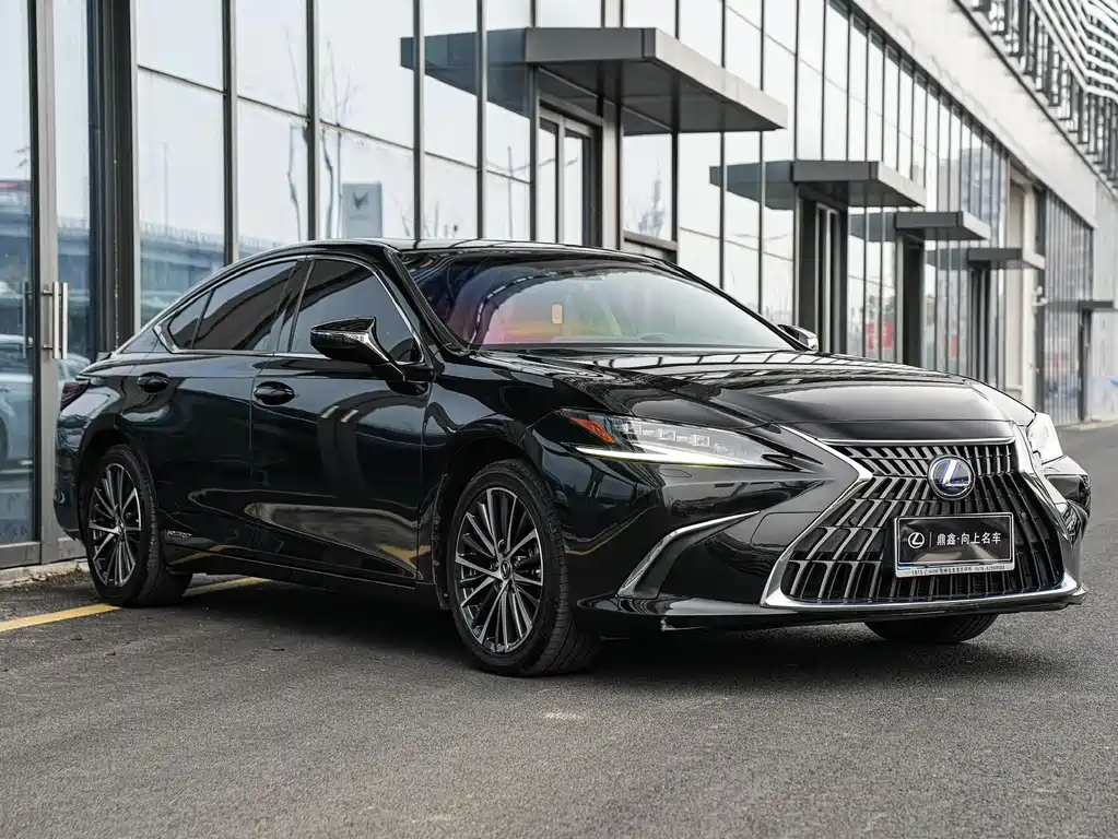 Lexus ES 2022 — фото 3