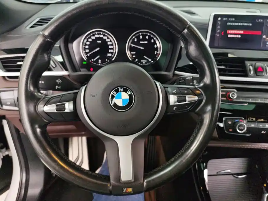 BMW X2 2022 — фото 15