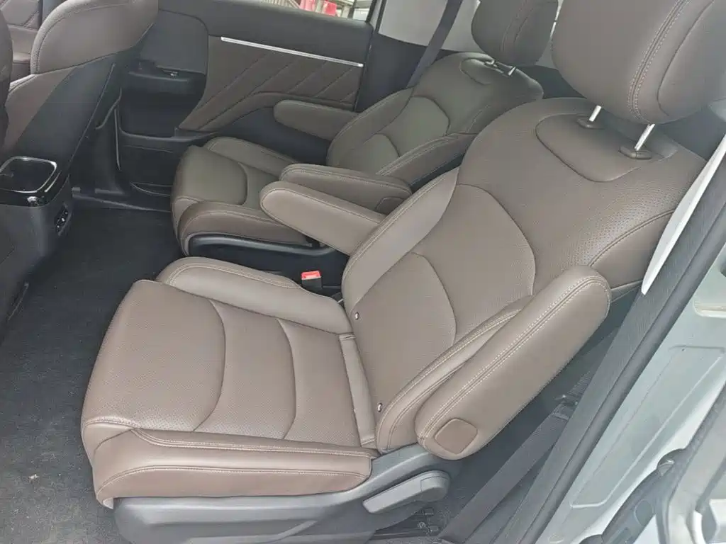 Wuling Starlight 730 EV 2025 — фото 24