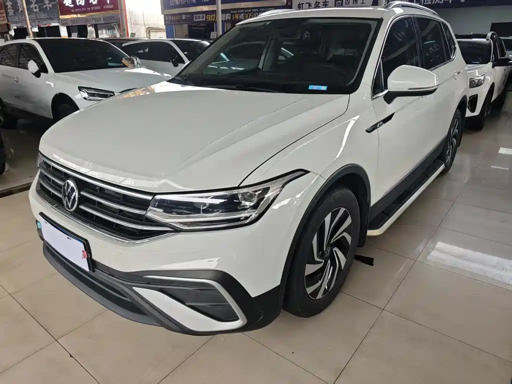 Volkswagen Tiguan L 2022 — фото 3