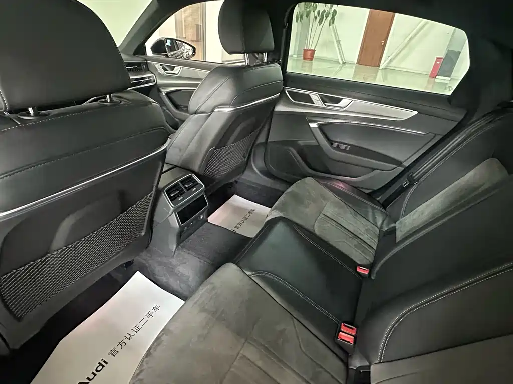 Audi A6L 2024