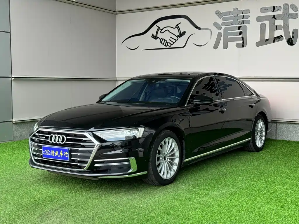 Audi A8 2022