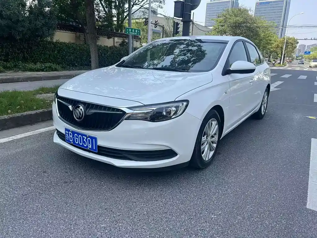 Buick Excelle 2021 — фото 1