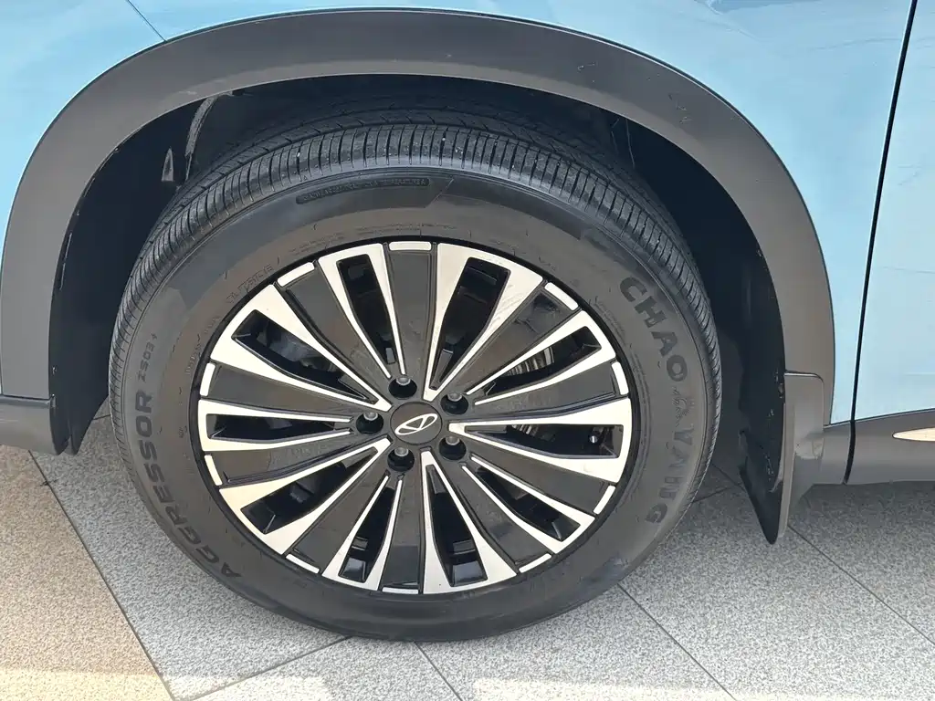 Chery Tiggo 8 PLUS C-DM 2025 — фото 23