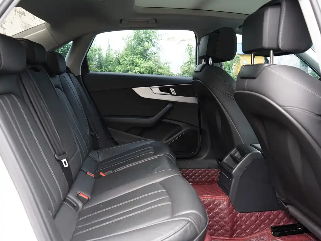 Audi A4L 2024