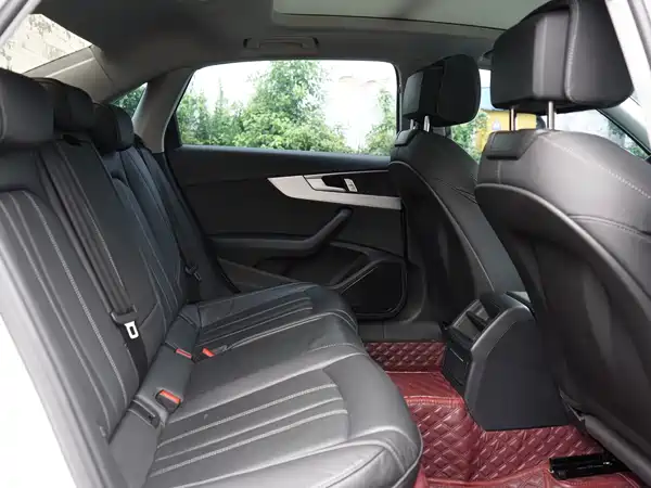 Audi A4L 2024