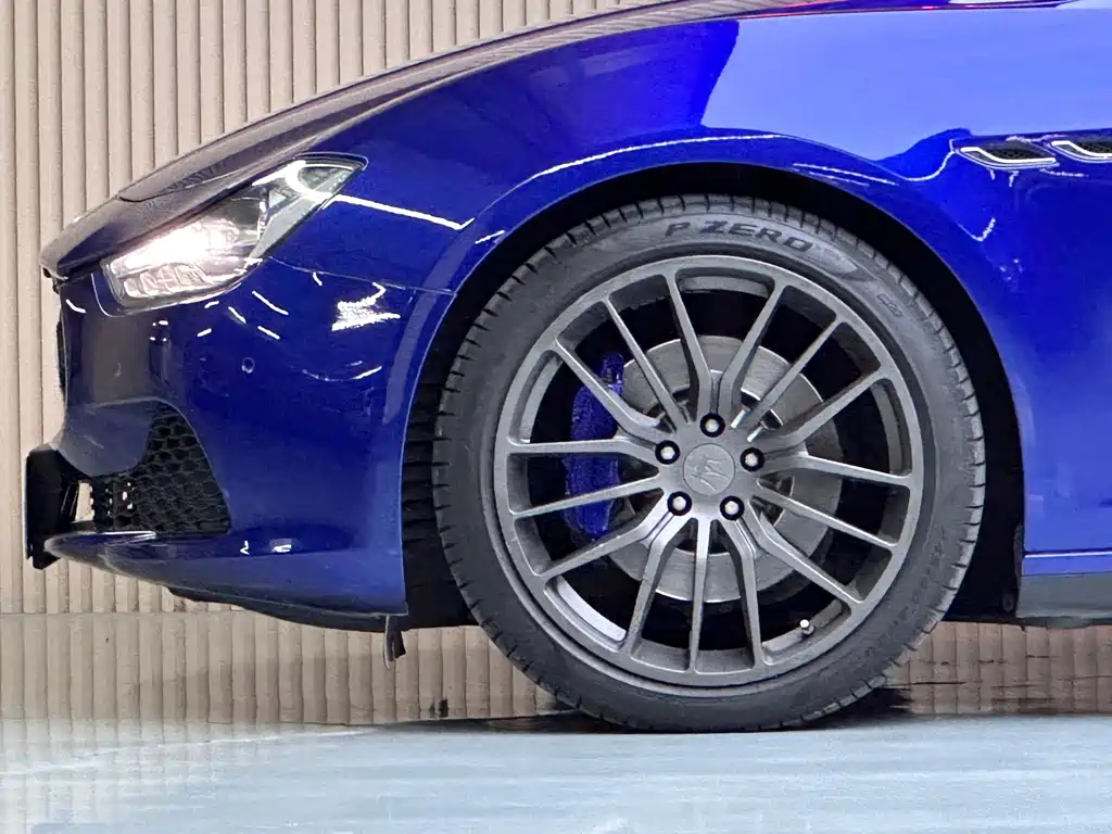 Maserati Ghibli 2016 — фото 18