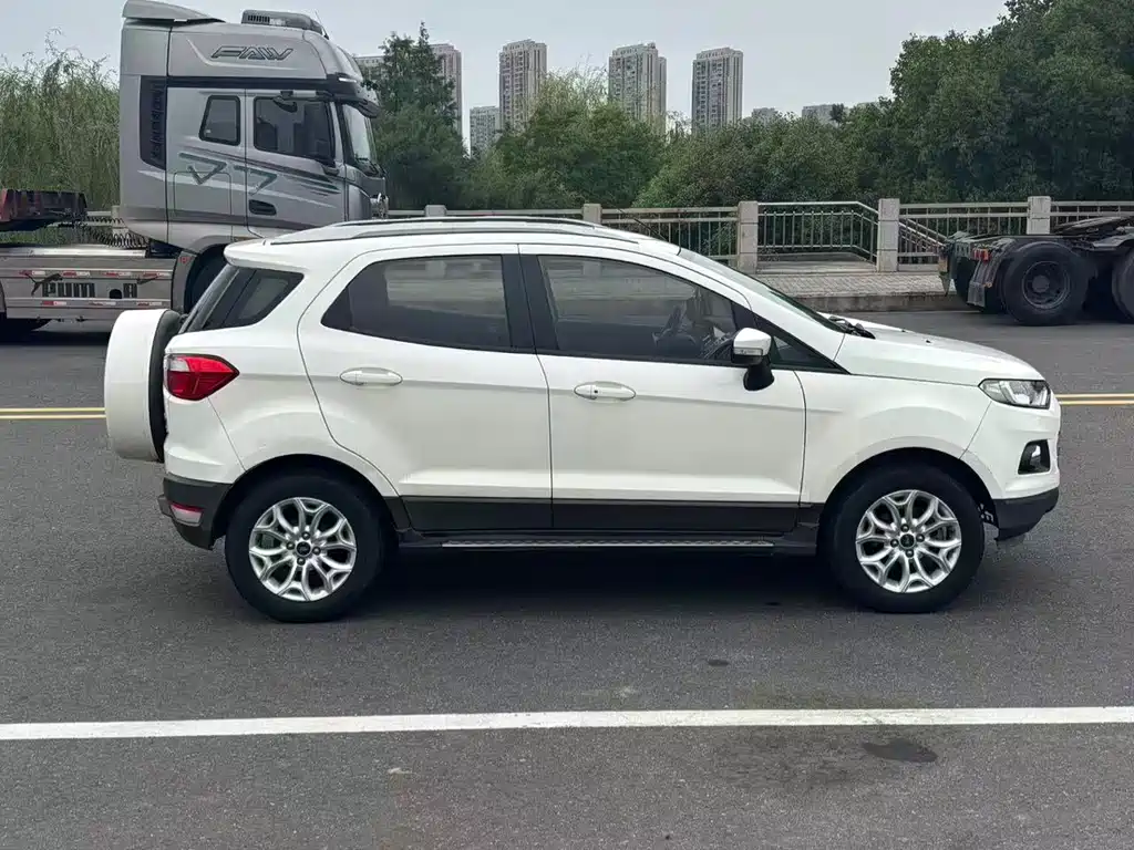 Ford Ecosport 2013 — фото 5