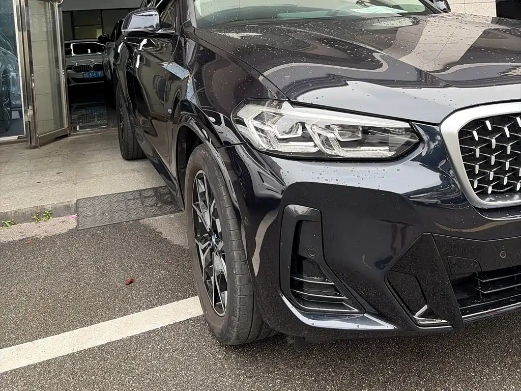BMW X4 2023