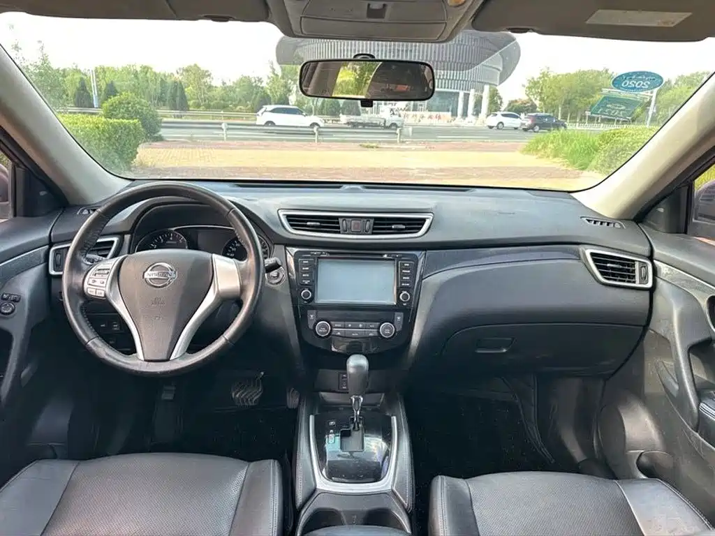 Nissan X-Trail 2015 — фото 9