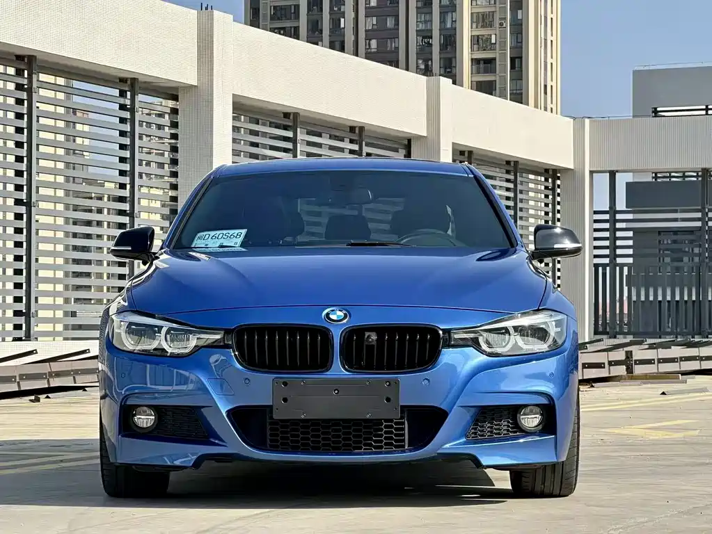 BMW 3 Series 2018 — фото 2