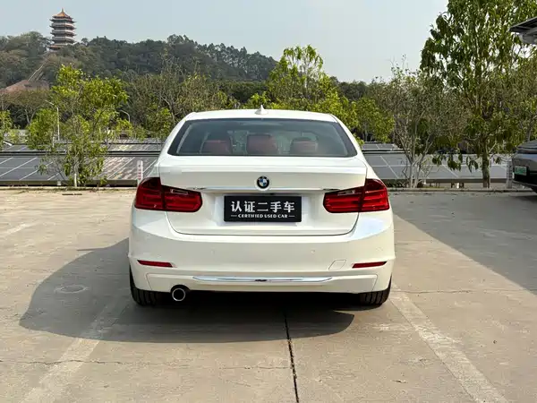BMW 3 Series 2015