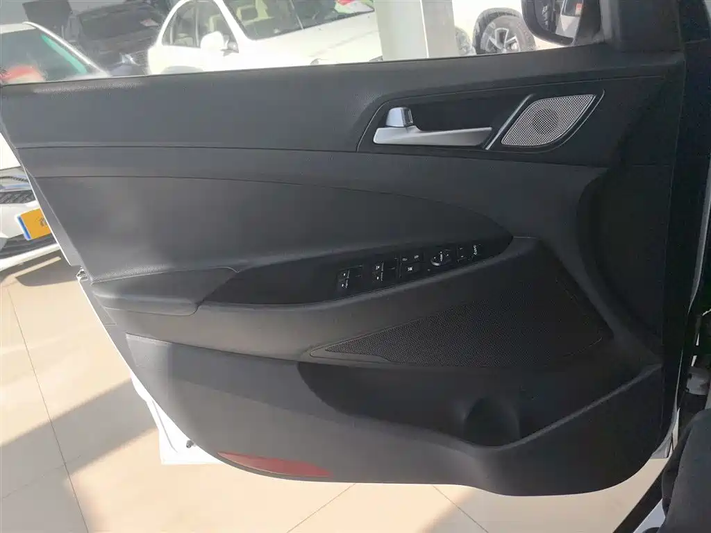 Hyundai Tucson 2020 — фото 17