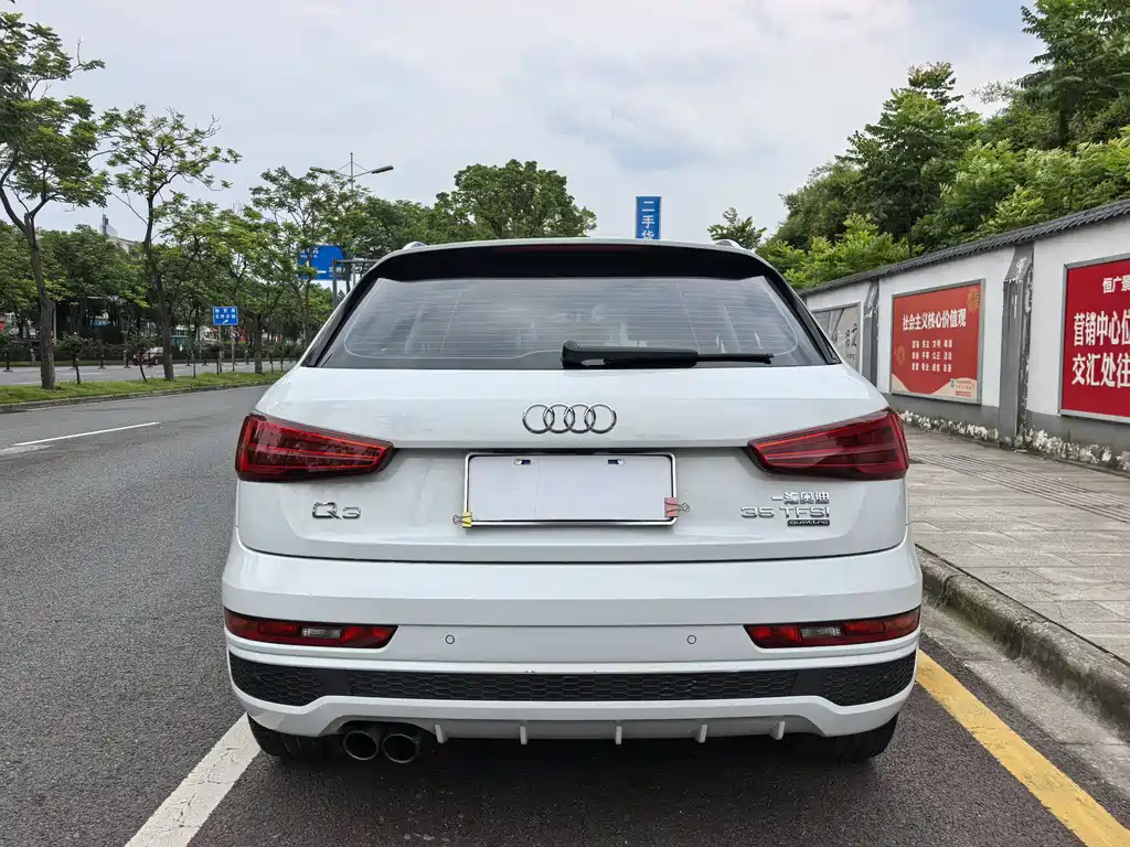 Audi Q3 2019 — фото 17