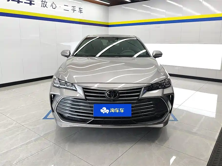 Toyota Avalon 2020