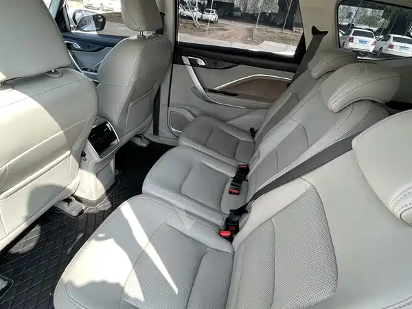 Geely Jiaji 2019