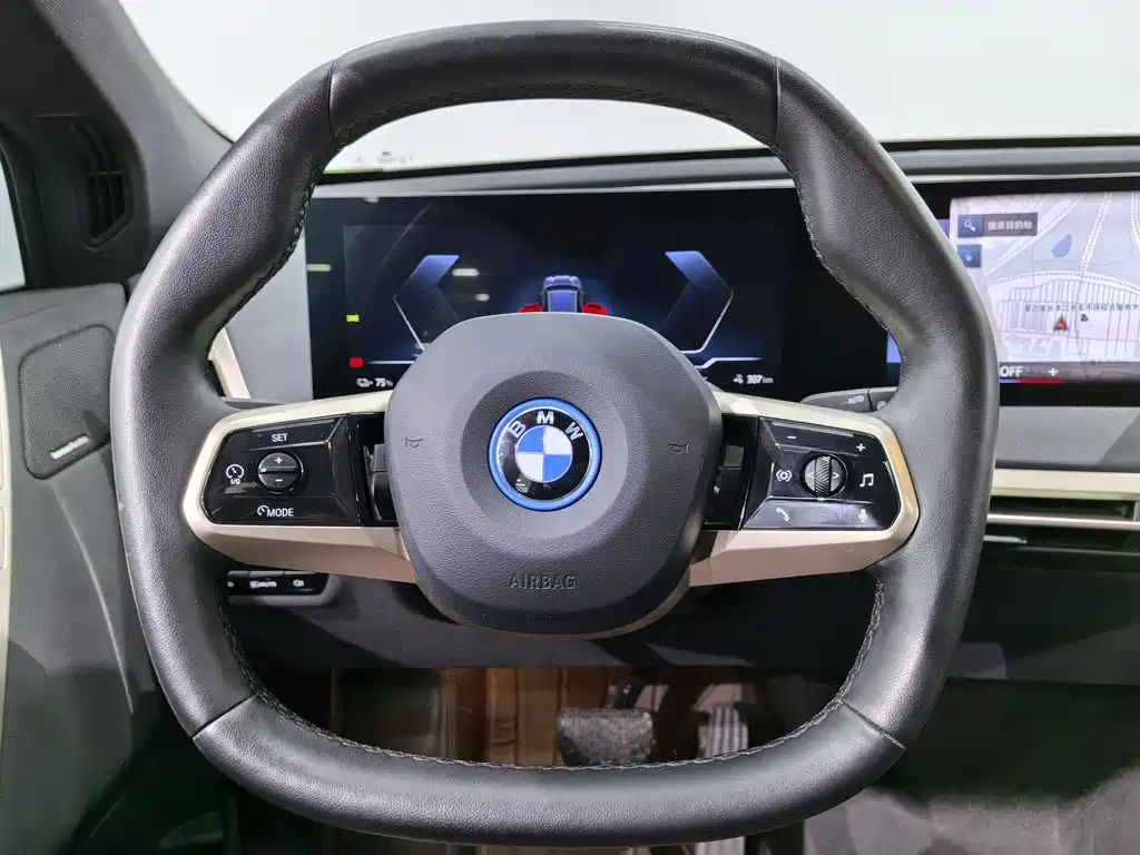 BMW iX 2022 — фото 11